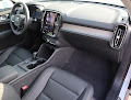 2025 Volvo XC40 Core Bright Theme