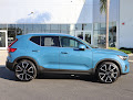 2024 Volvo XC40 Ultimate Bright Theme