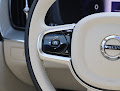 2025 Volvo XC60 Plug-In Hybrid Plus