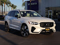 2025 Volvo XC60 Plug-In Hybrid Plus