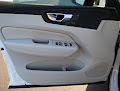 2025 Volvo XC60 Plug-In Hybrid Plus