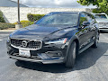 2025 Volvo V60 B5AWD